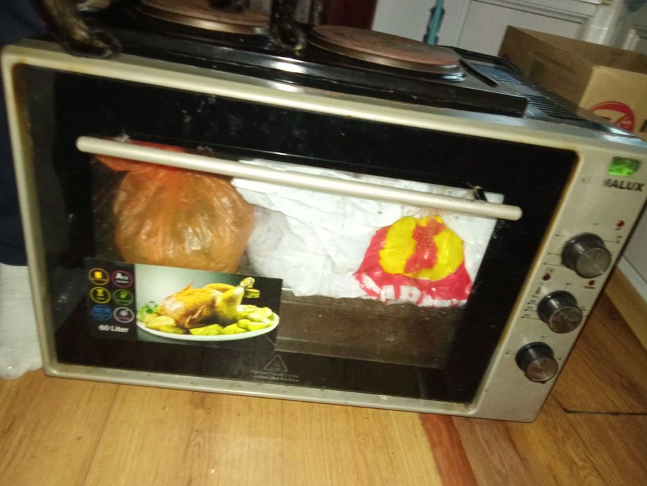 Фурна електрична + 2 котлони