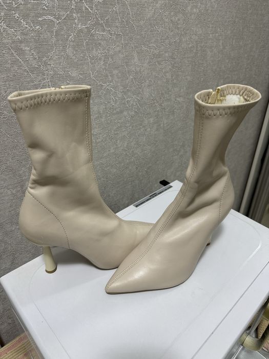 Продам сапоги женские,