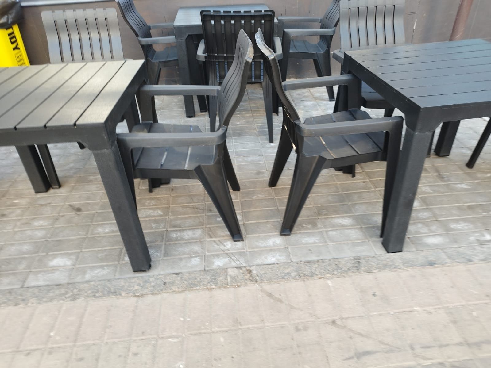 Столы, стулья, диваны экопластик
