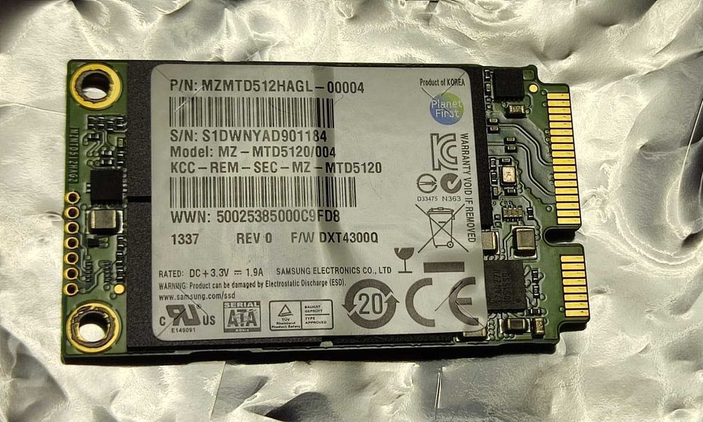 SSD Samsung MZMTD512HAGL-0004 PM841 512GB, TLC, mSATA 6Gbps