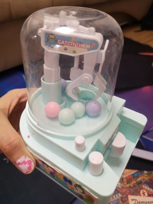 Игрушка для вытаскивания шариков