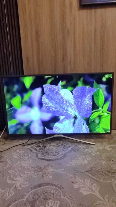 Телевизор Samsung 43 дюйма
