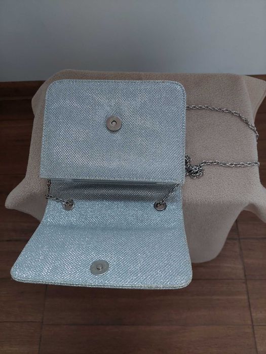 Сребриста чанта/ официална