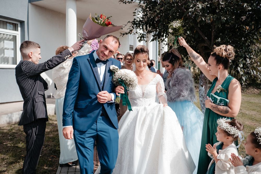 Vand rochie de mireasă