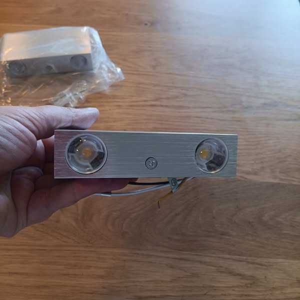 НОВА! LED лампа за стена, аплик, топло бяло, 4W, 2 бр/к-кт