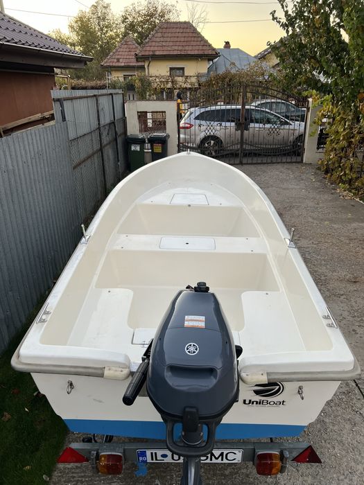 Barca fibra cu motor Yamaha 5cp 4T