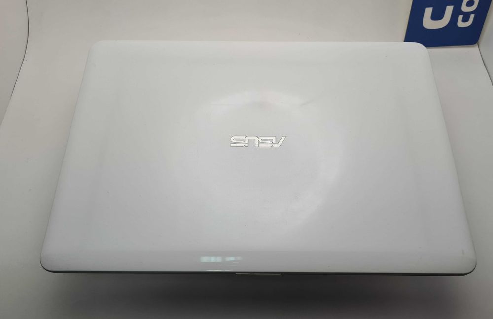 Asus X541U  i5 6200/8GB/240SSD