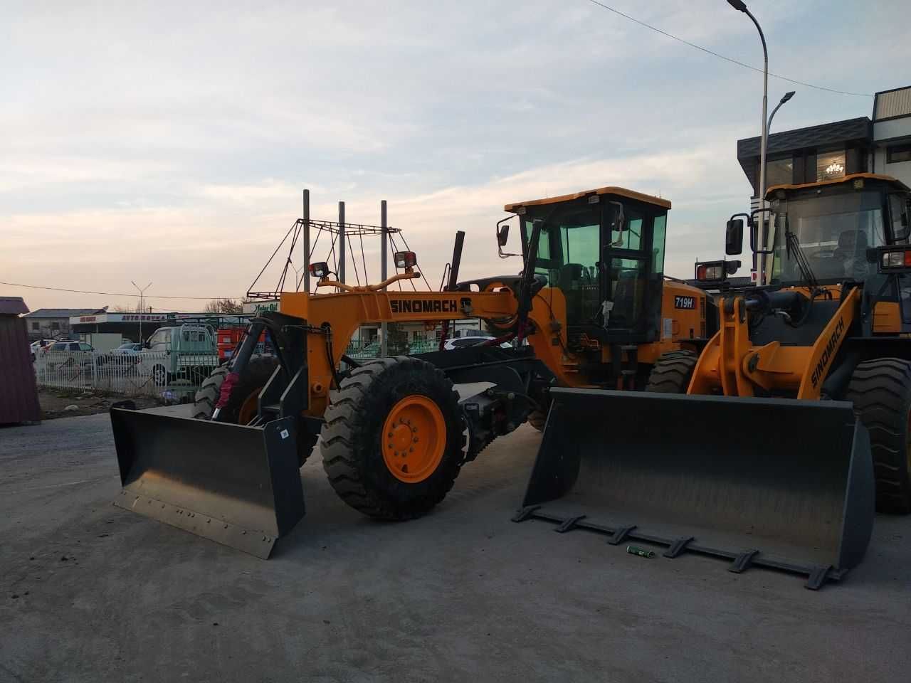 Автогрейдер 719Н SINOMACH 190 талик