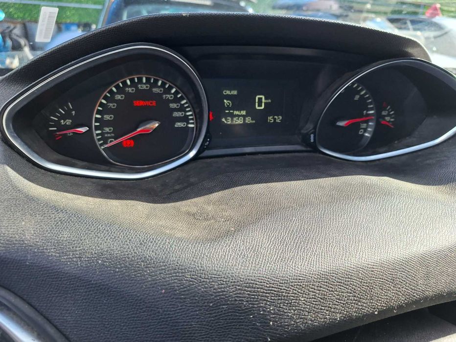 Peugeot 308 Т9  1.6 HDI 115 Startstop Панорама - на части