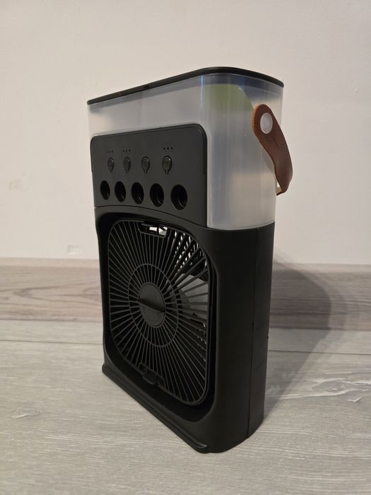 Vand ventilator cu gheață