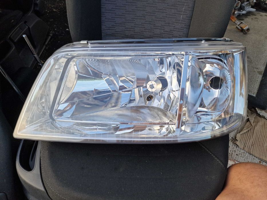 Far Stanga Vw Transporter T5 Nou