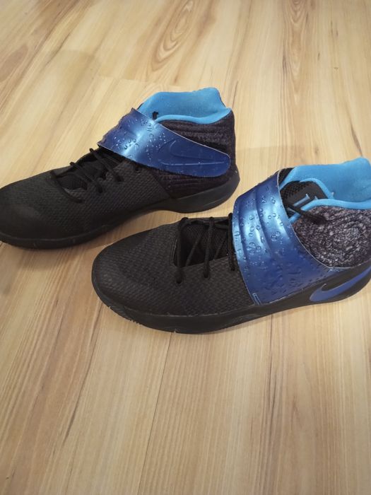 Adidași - Încălțăminte mărimile 31, 32, 40