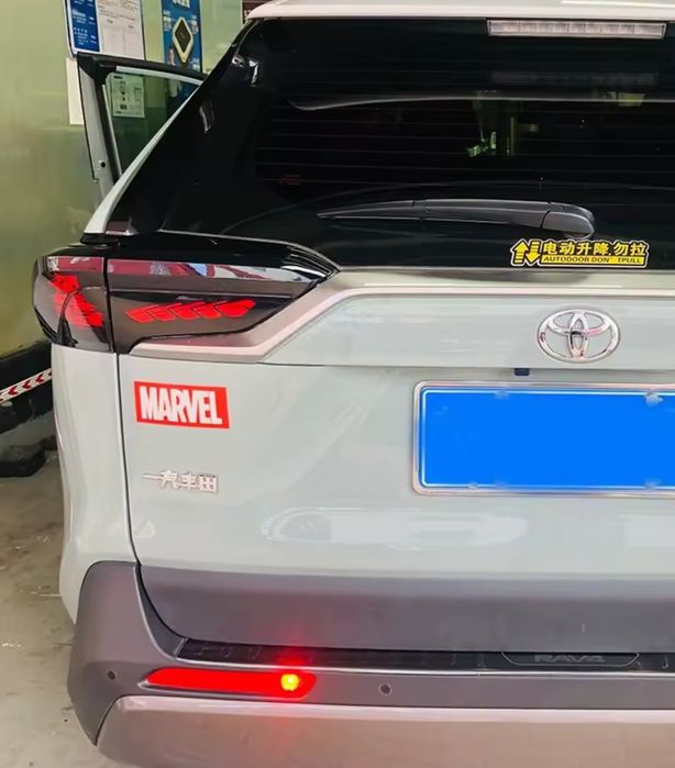 Stopuri LED Toyota RAV4 Hybrid (2019–2022) – set complet