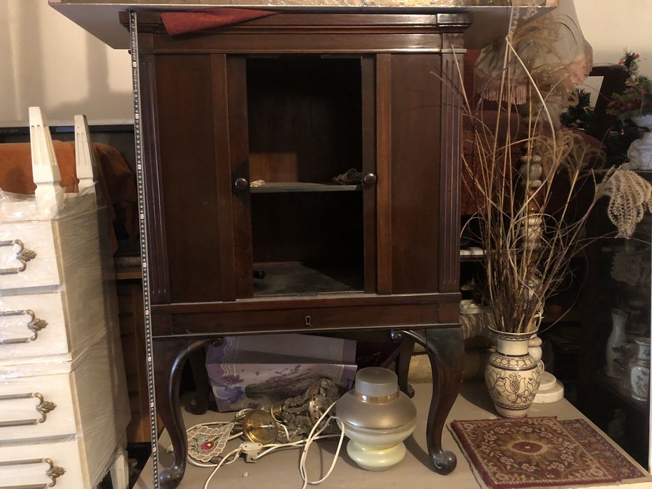 Comoda veche vintage