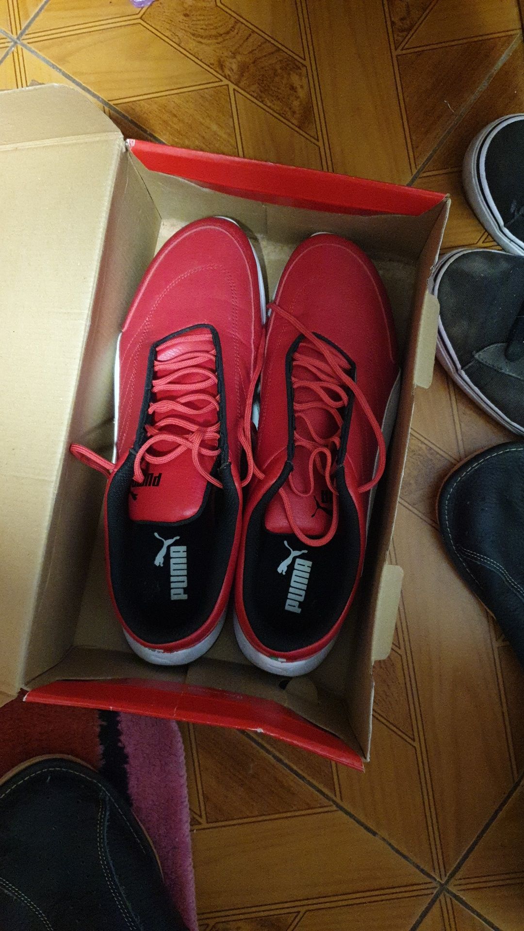 Vand Puma Ferarri original