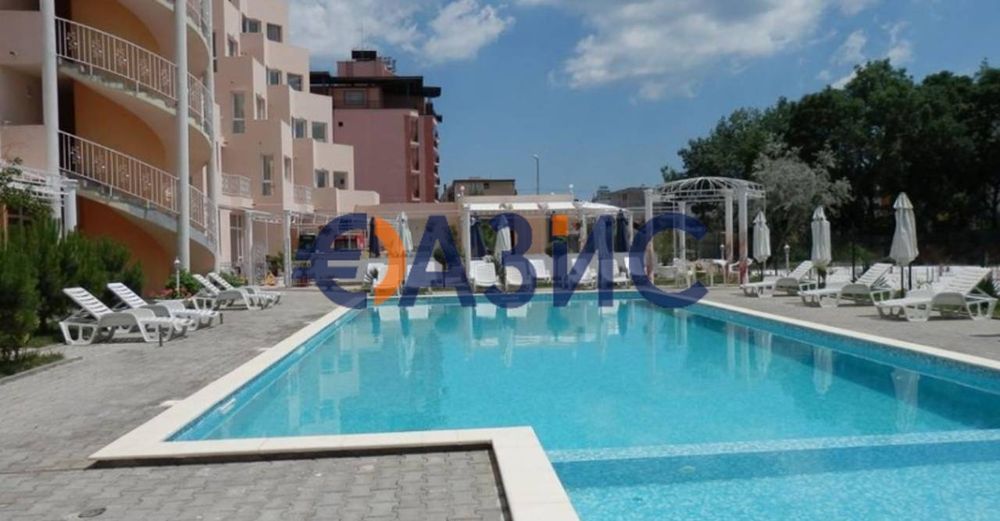 Продава се Двустаен апартамент в к.к. Слънчев бряг - 72 кв.м за 875 €/кв.м - Снимка #11