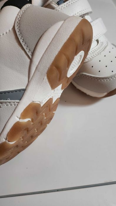 Бебешки обувки /маратонки