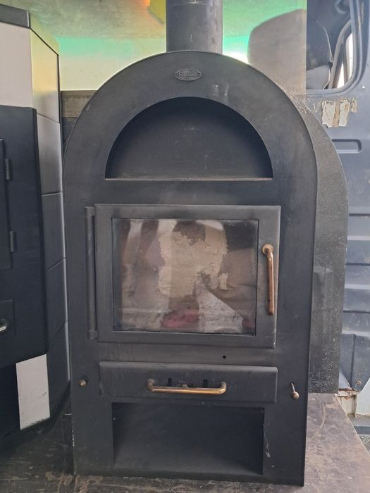 Продавам печки и камини