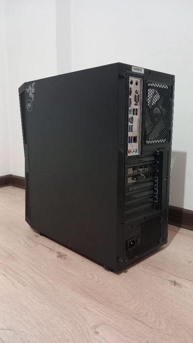 Настолен компютър