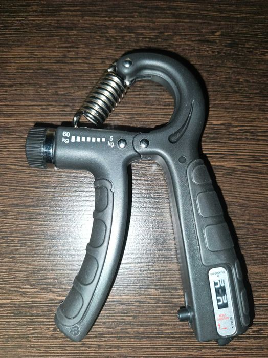 Продам эспандер новый