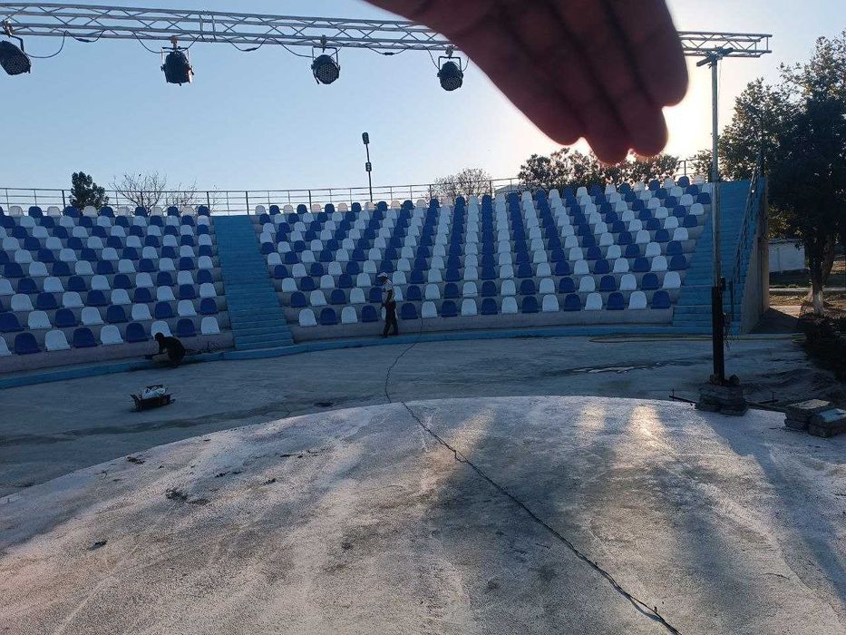 Сидения для стадионов