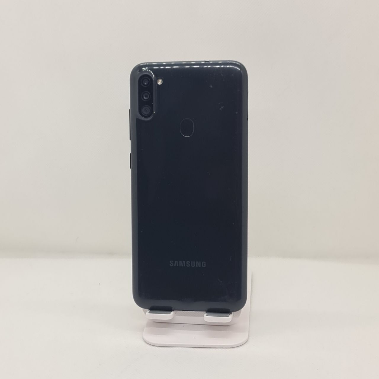 Samsung A11 sotiladi dastavka bor