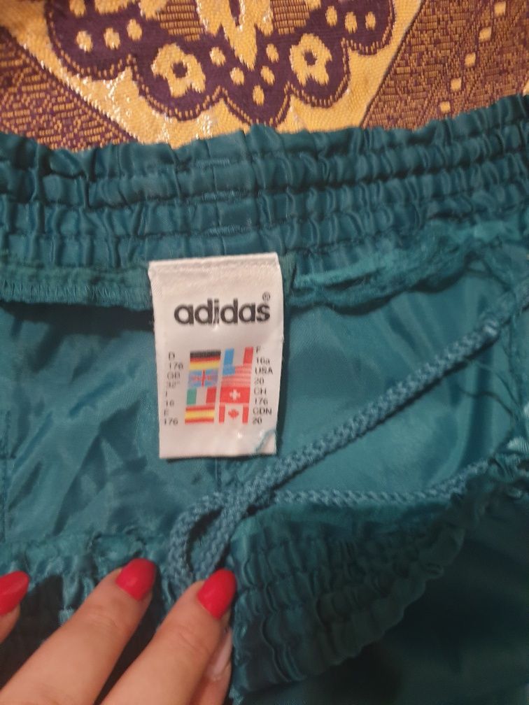 Pantaloni scurți dama adidas