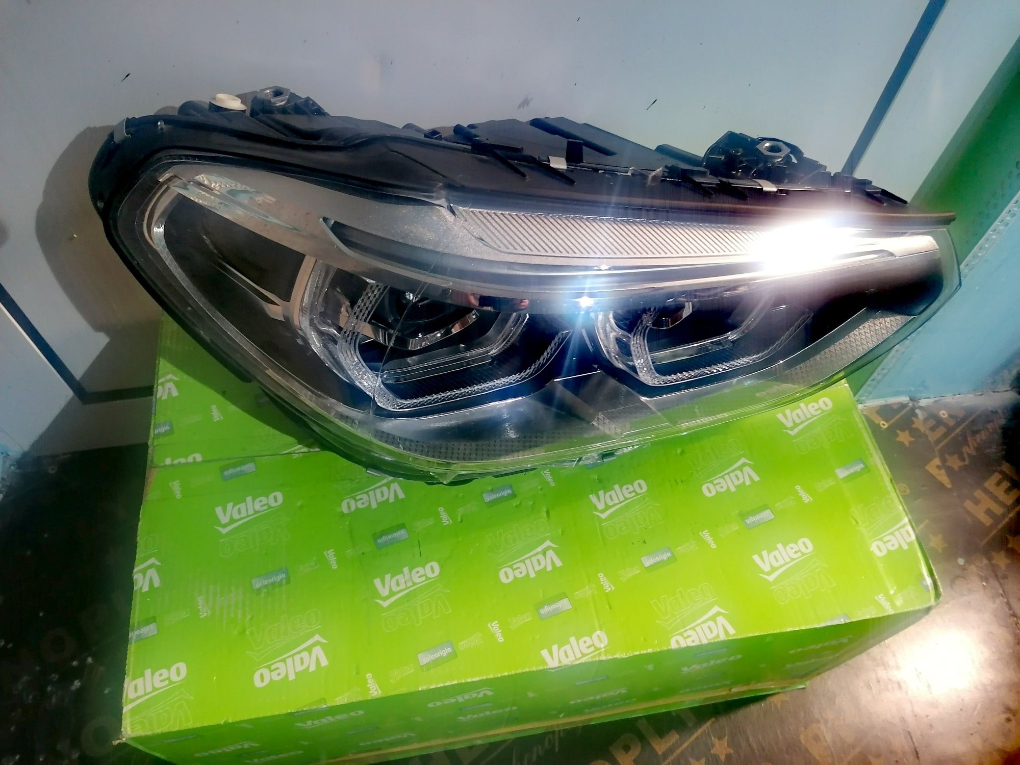 Фар Фарове за BMW X4 G02 X3 G01 / БМВ X3 Г01 Х4 Г02 Adaptive LED.
