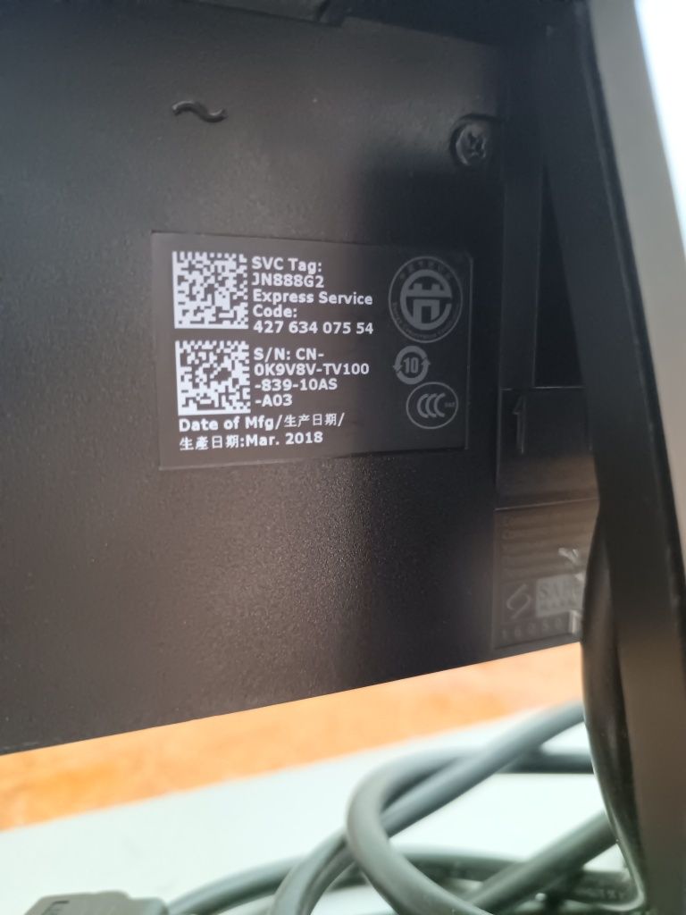 Monitor Dell 27 inch FULL HD VGA/HDMI•Amanet Lazar Crangasi•52981