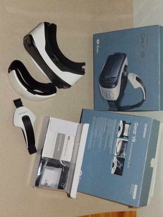 Очила за виртуална реалност Samsung gear vr