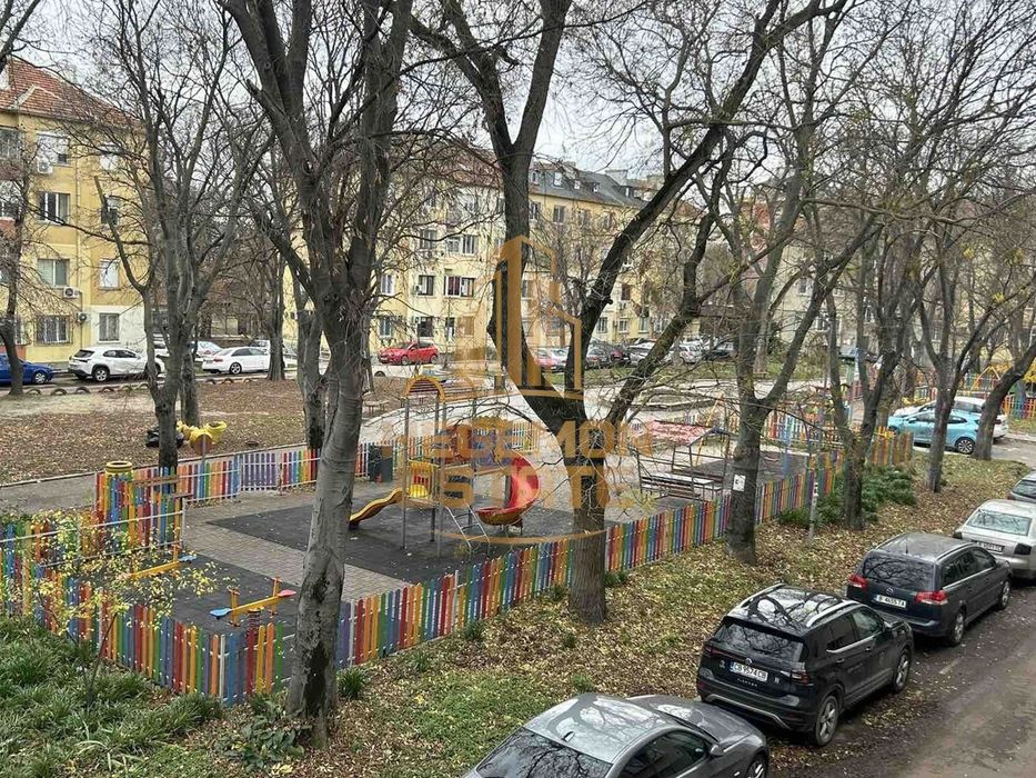 Продава се Тристаен апартамент в Варна, Колхозен пазар - 90 кв.м за 1777 €/кв.м - Снимка #10