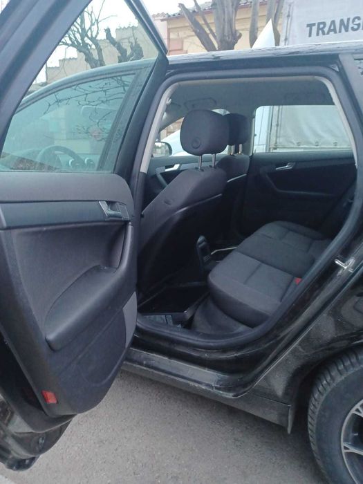 Vând Audi A3   1.6 tdi