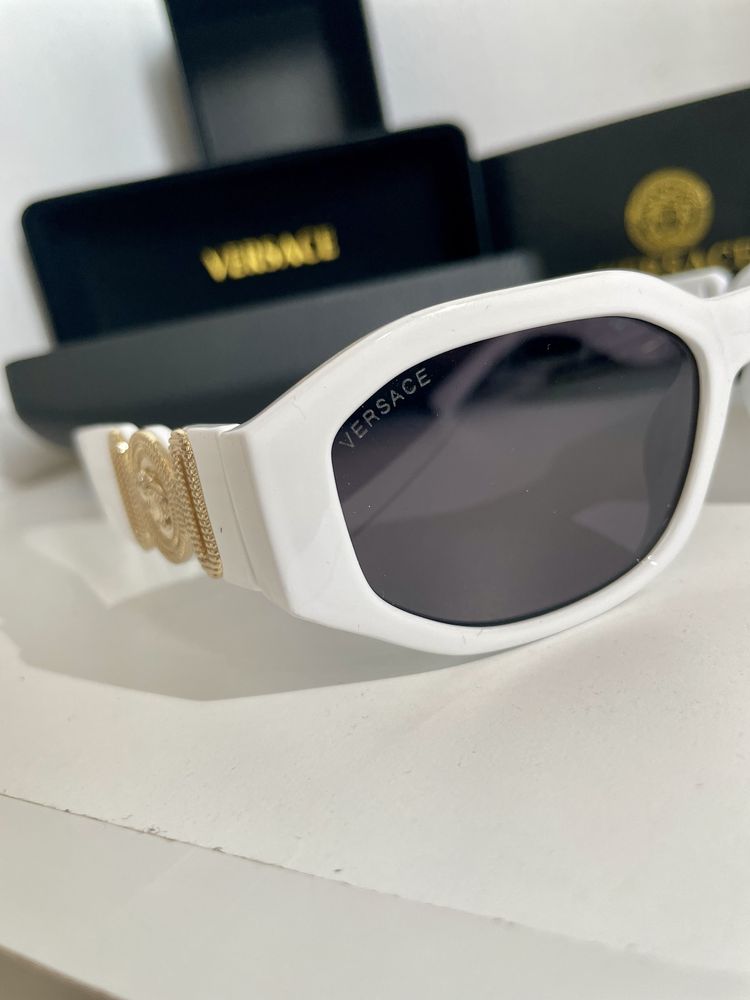Слънчеви очила Versace
