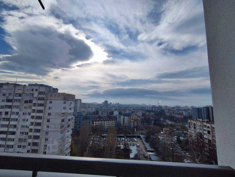 Дава се под наем Тристаен апартамент в София, Света Троица - 120 кв.м за 800 € - Снимка #17