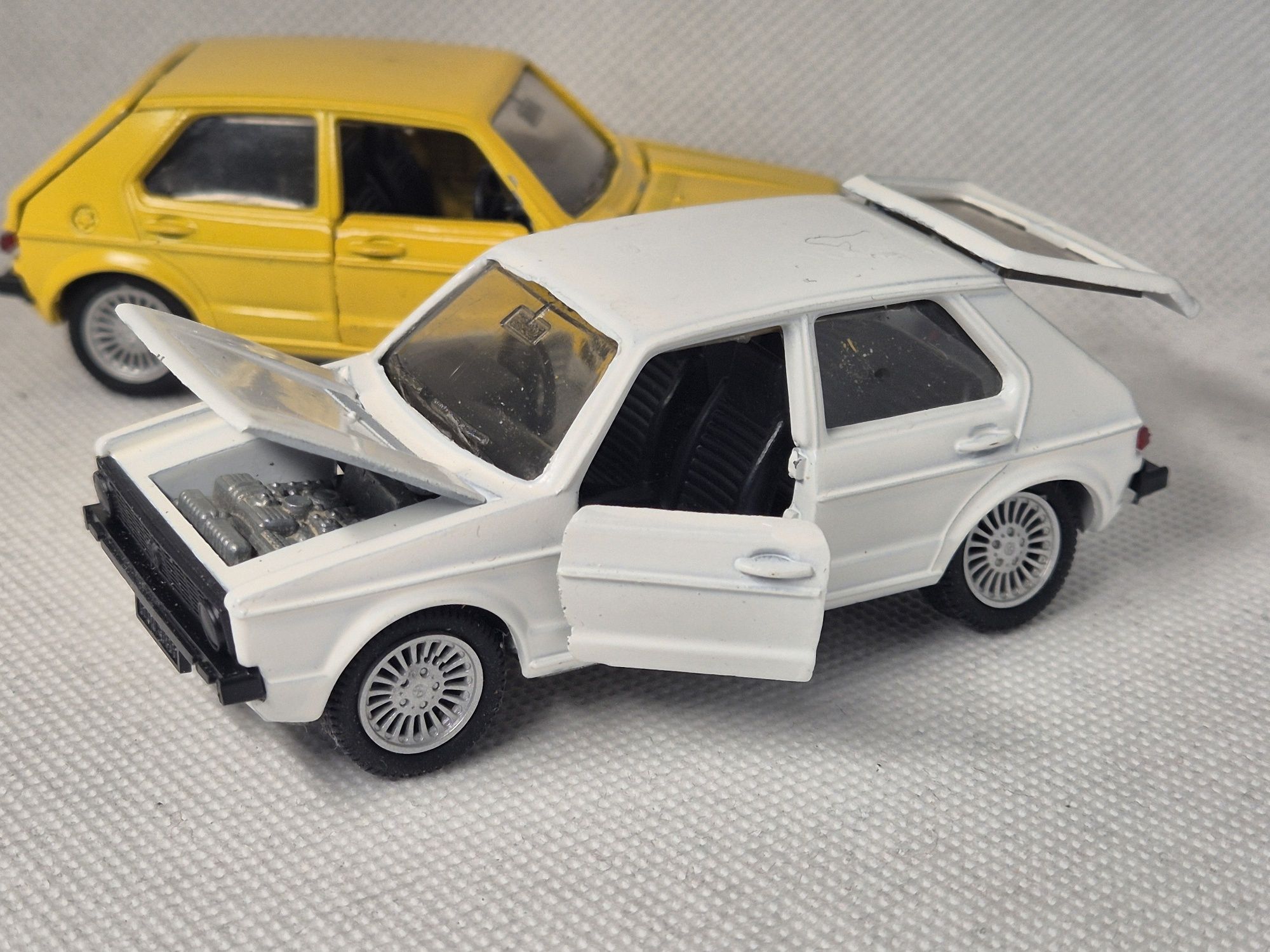 VW Golf 1 - 1:43 - Mikro 67