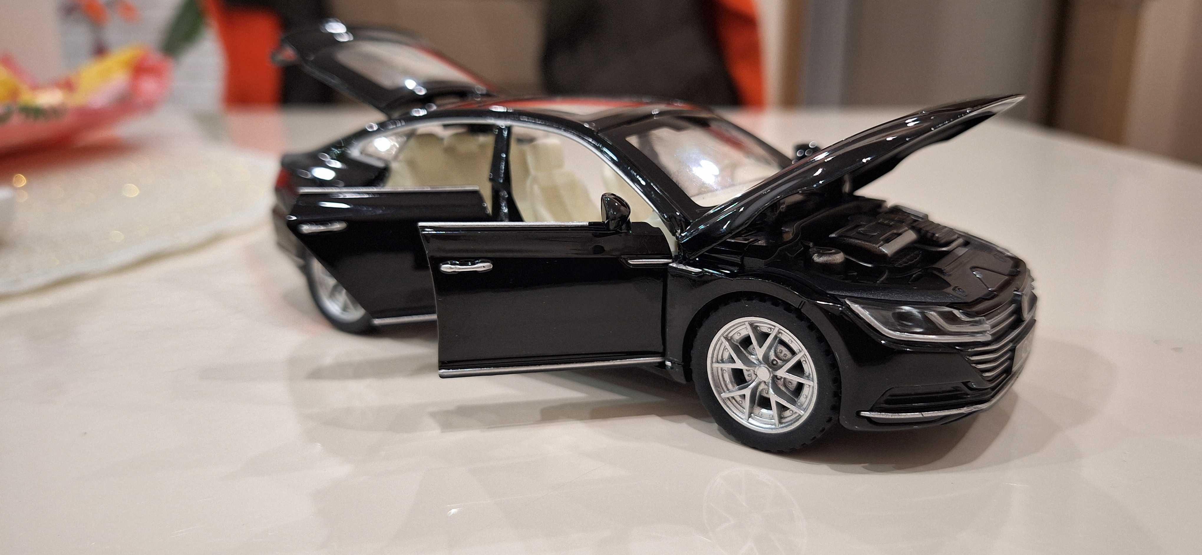 VW Arteon Артеон 1:32 отваряеми врати, капак, светещи фарове и стопове