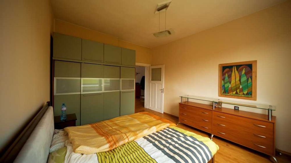 Продава се Тристаен апартамент в София, Център - 110 кв.м за 3273 €/кв.м - Снимка #8