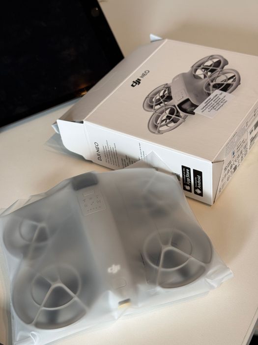 DJI Neo (Drone) (Utilizat)