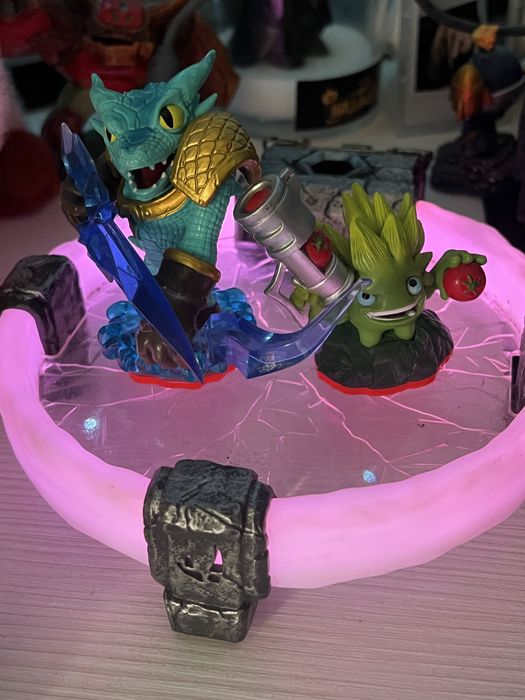 Skylanders figurine+portal