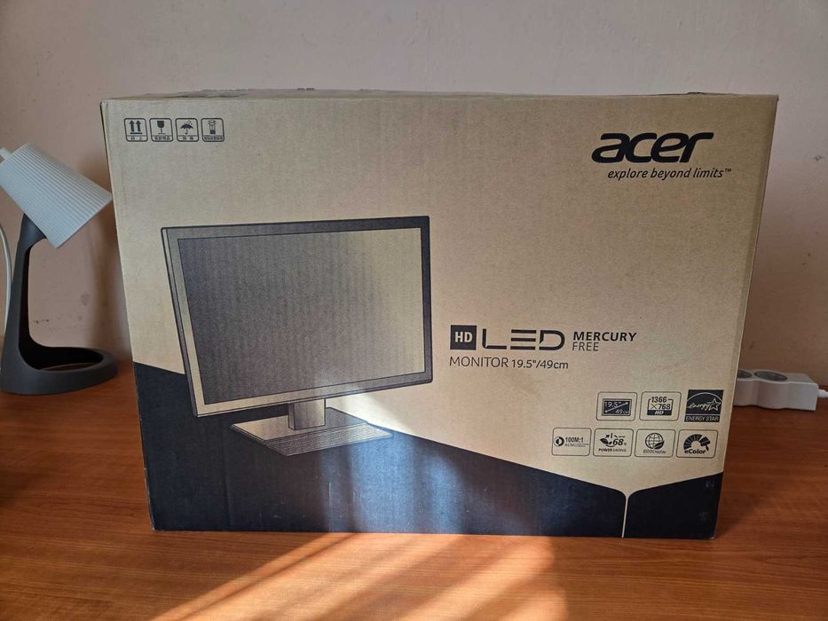 Монитор Acer 19.5" 1366x768