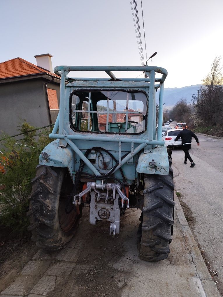 ЮМЗ на части ЮМЗ на части