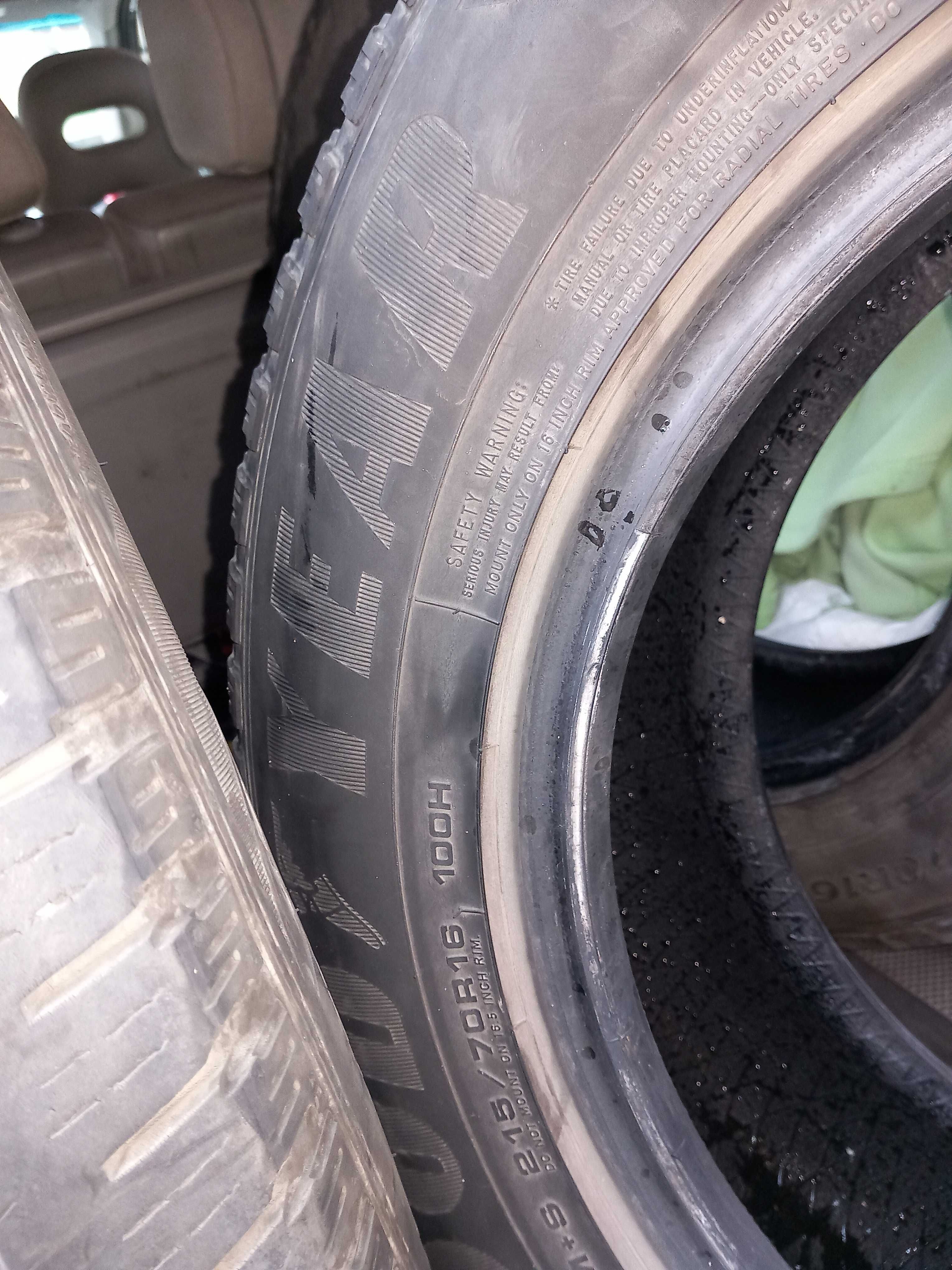 215/70 R16 Goodyear