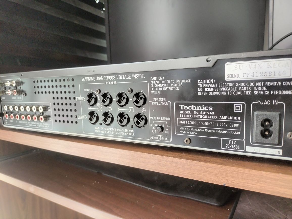 Amplificator Technics SU-V4X