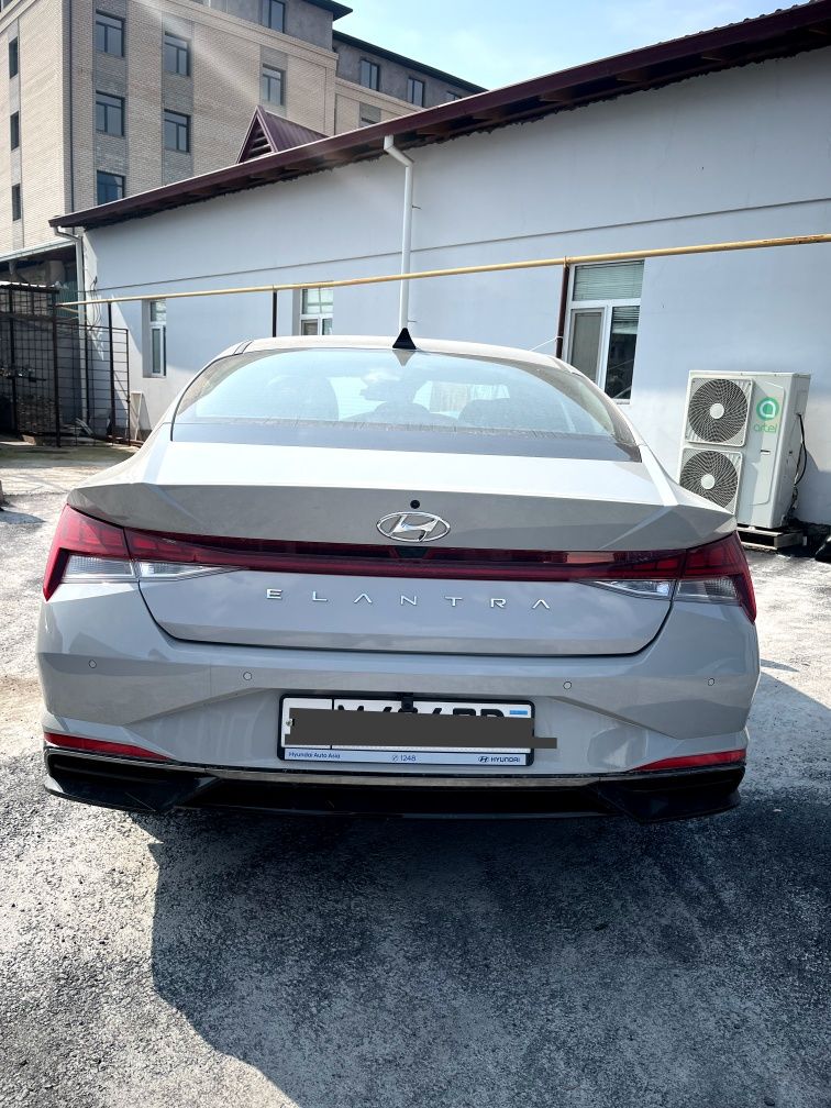Hyundai Elantra 2023 3 позиция