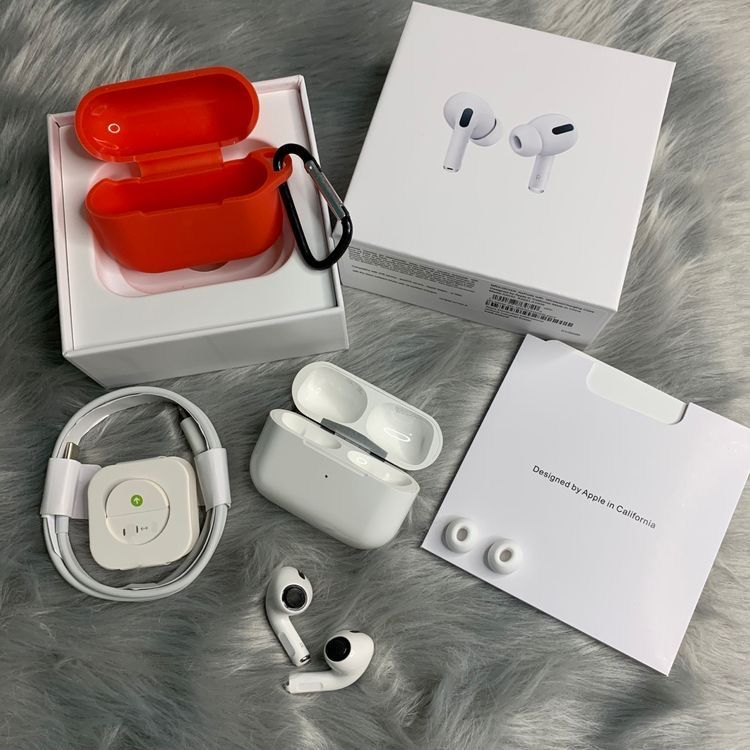 Airpods pro / 2.2 / Airpods 3 + чехол в подарок