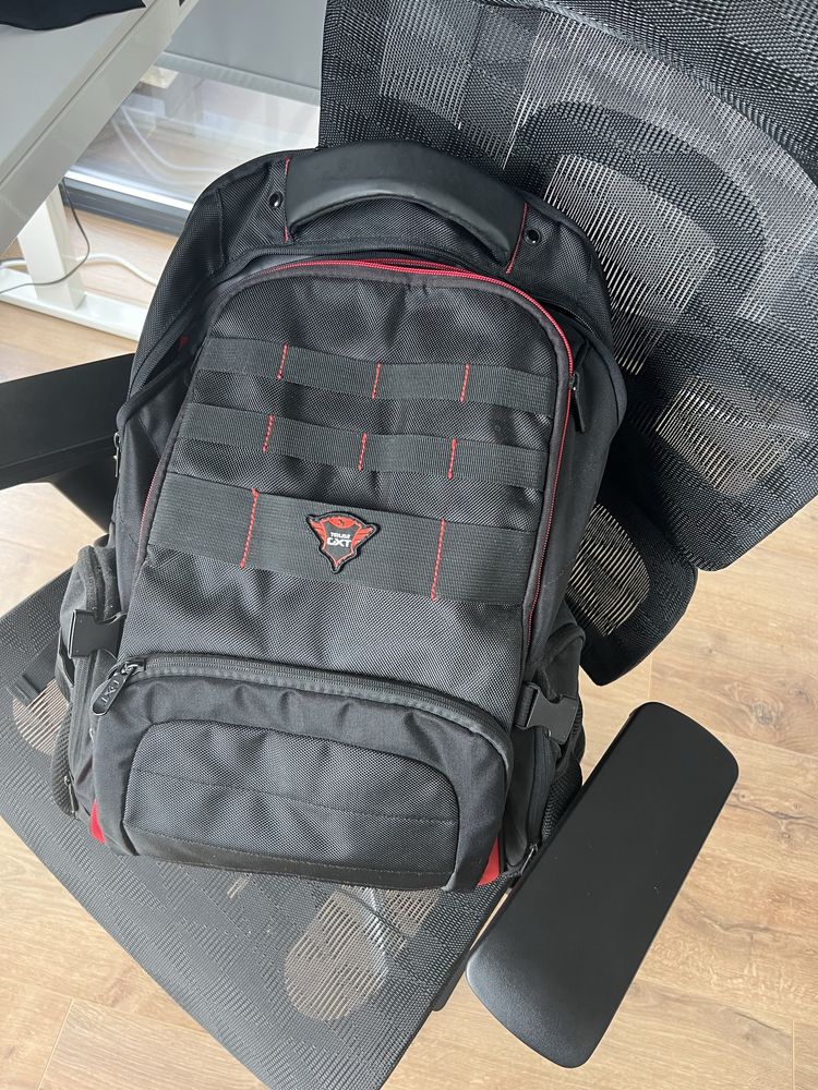 Лаптоп Acer Predator G5-793-787W 17"