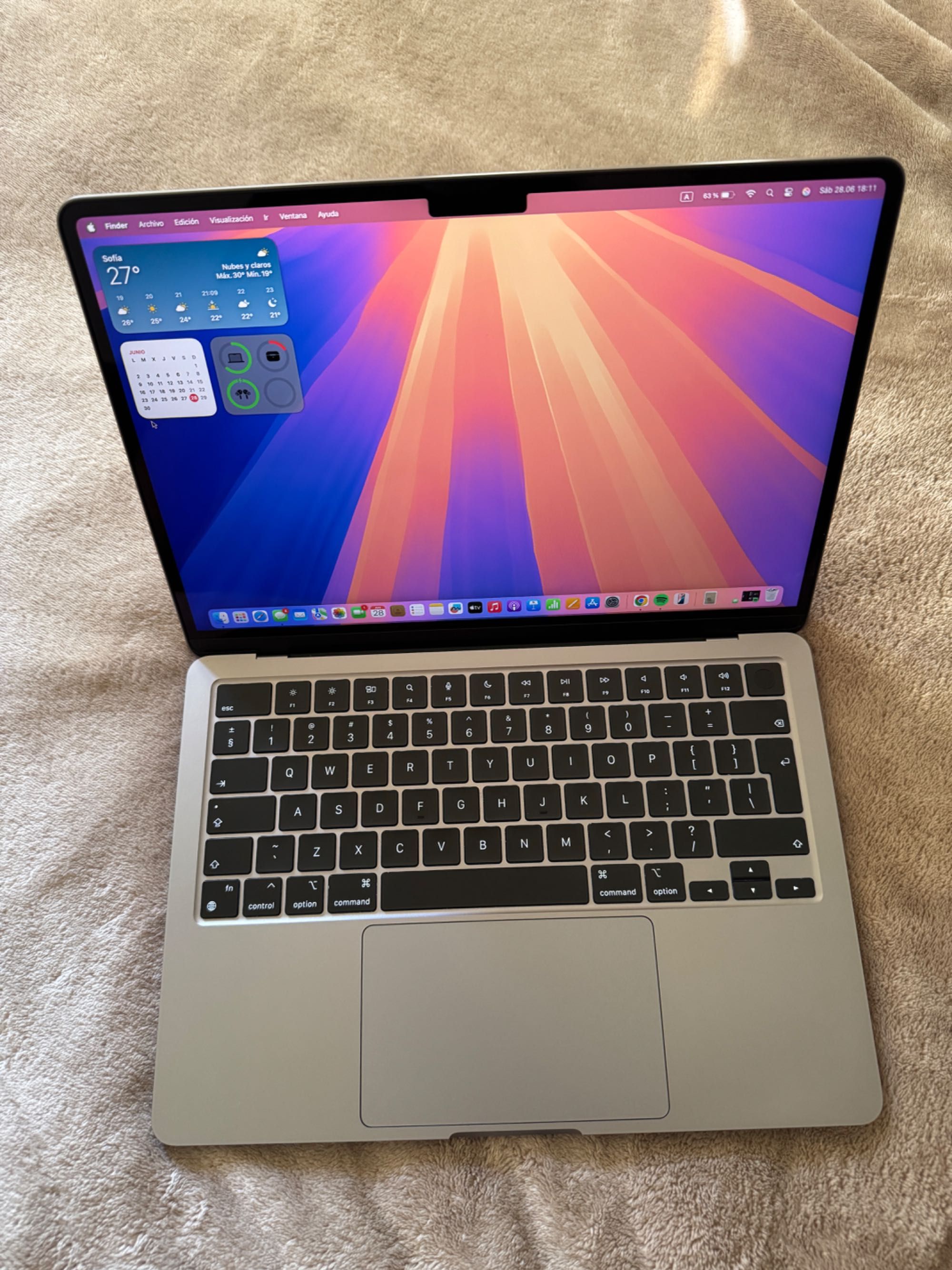 MacBook Air M2 [13,6”]
