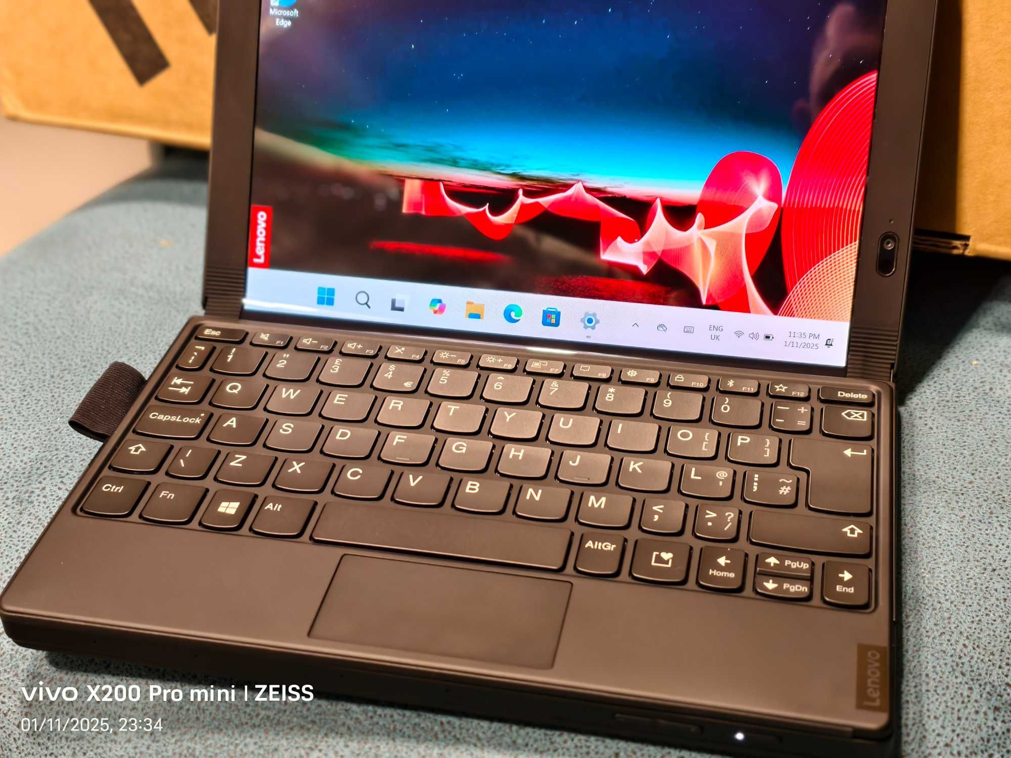 Lenovo ThinkPad X1 Fold OLED Corei5 512 Nvme Гаранция! Комплект!