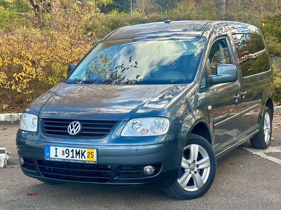 VW Caddy Maxi Life 2.0 Tdi /Climatronic /Scaune incalzite/ Motor: BMM