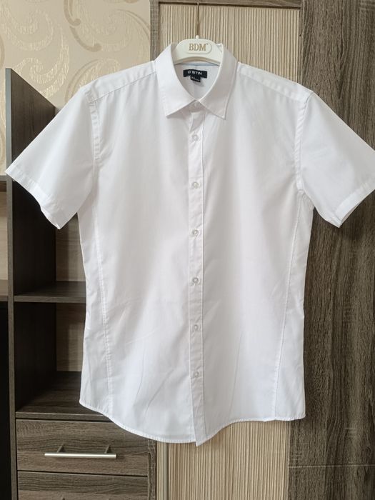 O'stin. Белая рубашка на подростка